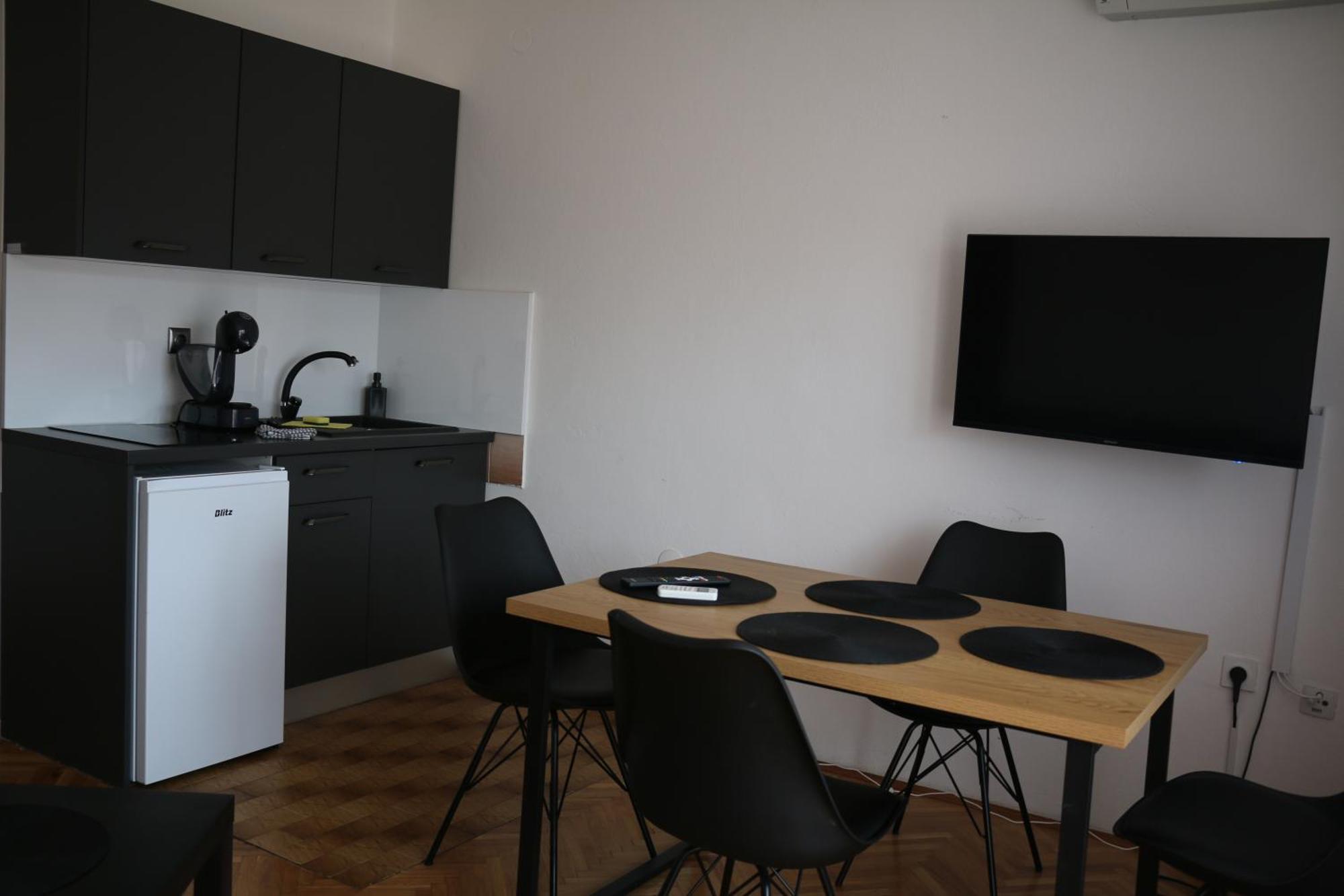 Apartmani Suhi Brod เมดูลิน ภายนอก รูปภาพ
