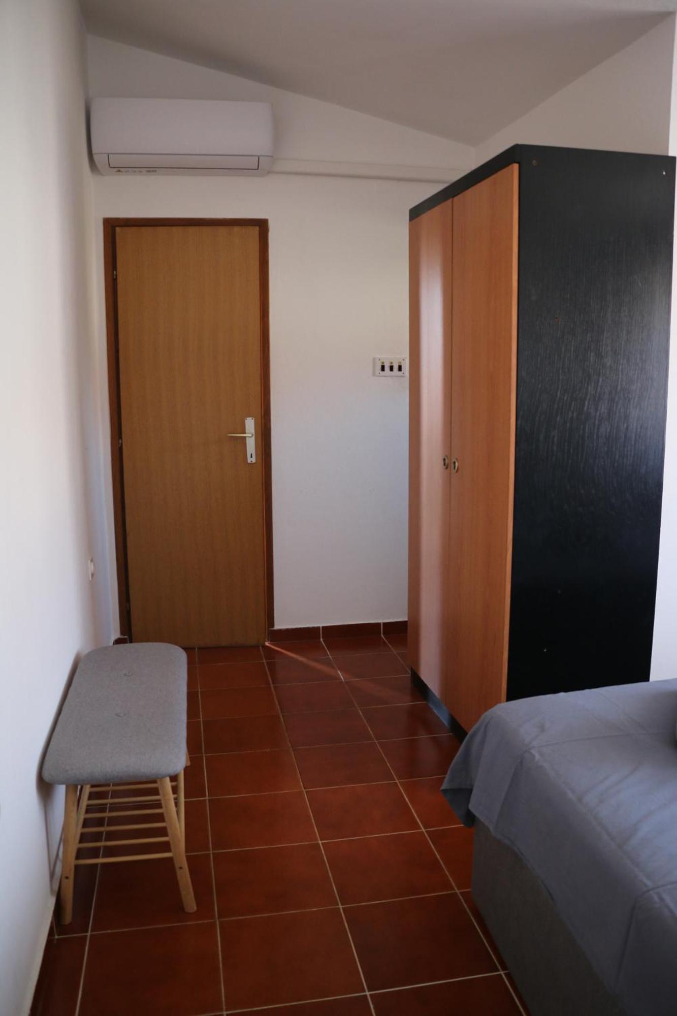 Apartmani Suhi Brod เมดูลิน ภายนอก รูปภาพ