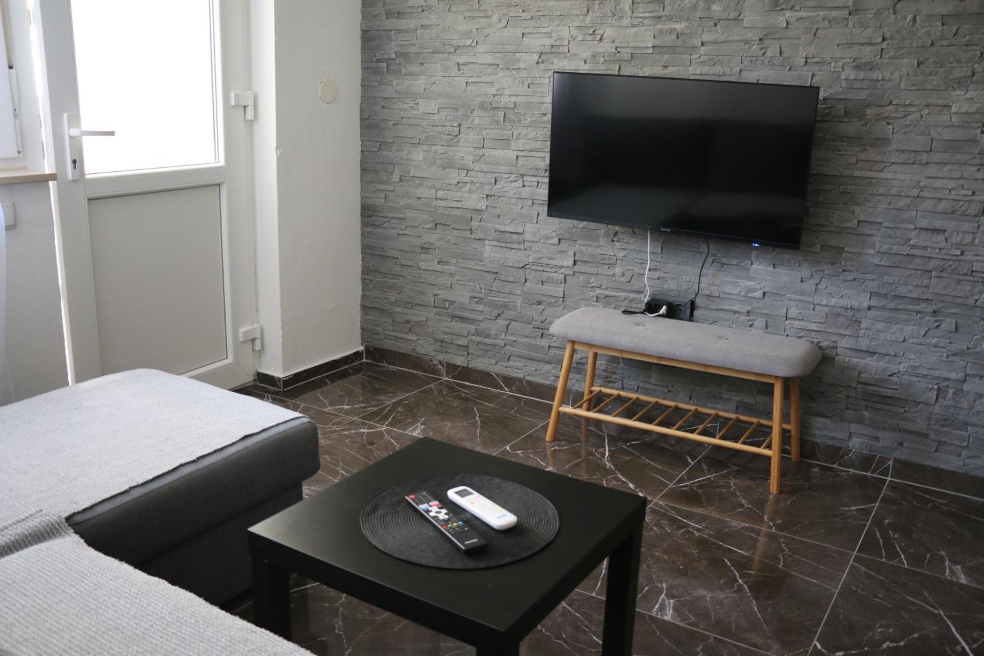Apartmani Suhi Brod เมดูลิน ภายนอก รูปภาพ